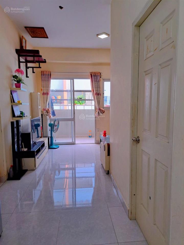 Cho thuê căn hộ lê thành mã lò 40m2  5.2 triệu/tháng (ban công, máy lạnh).  0908 815 ***
