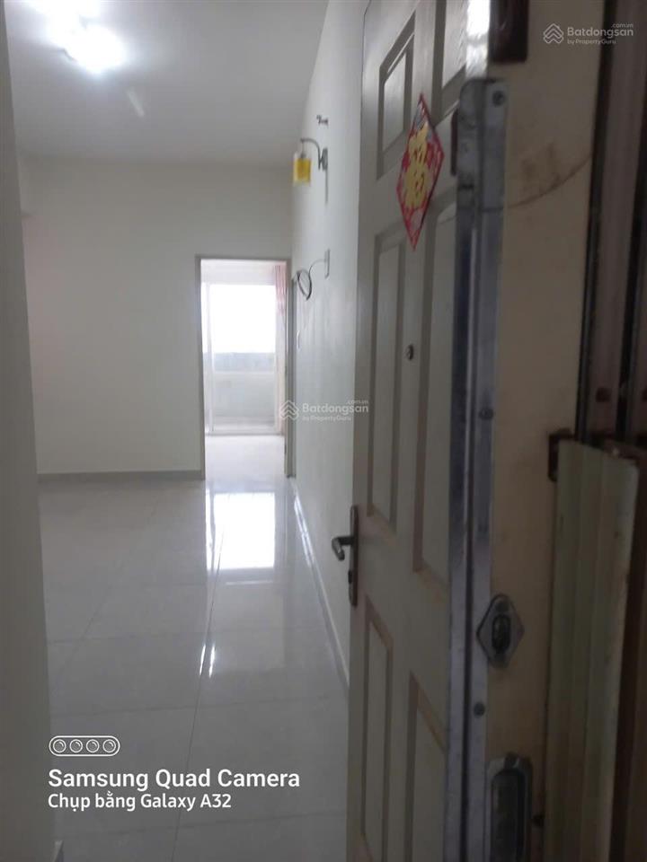 Bán gấp căn hộ 33m2  935 triệu (có ban công) chung cư lê thành mã lò   0908 815 ***