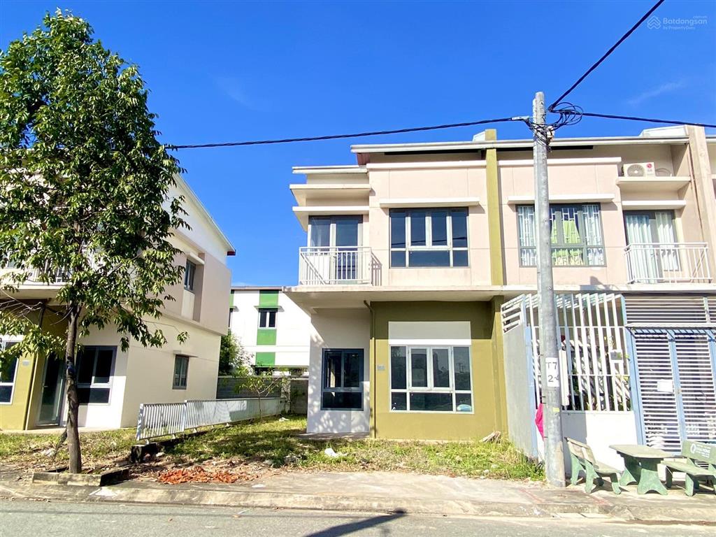 Bán góc biệt thự đẹp tại oasis city, 7x14m giá chỉ 1,95 tỷ, nhiều tiện ích hấp dẫn