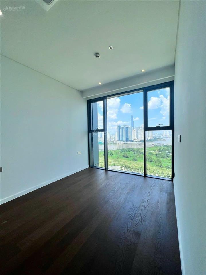 Bán căn 2pn crest view sông, đã có sổ hồng, giá chỉ 24.5 tỷ