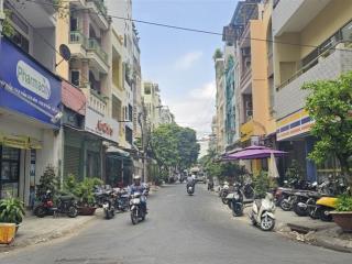 Nhà phố ngay cc xigrand court, giá bán 32 tỷ. hh cho sale.