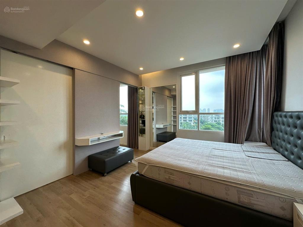 Căn góc 2pn, full nội thất, giá 28 triệu/tháng