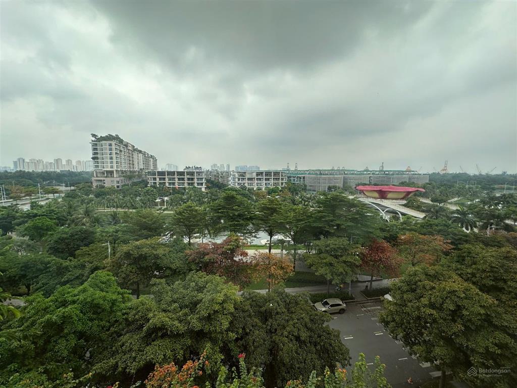 Căn góc 2pn, full nội thất, giá 28 triệu/tháng