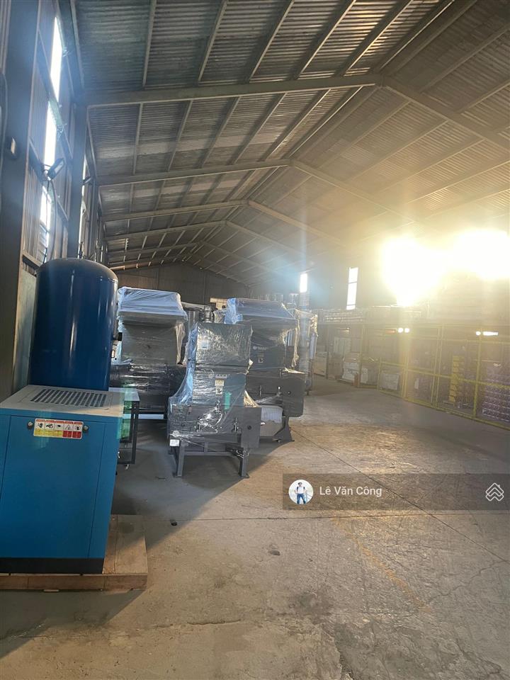 Nhà xưởng (1.000 m2 thổ cư), mặt đường bưng ông thoàn, quận 9 (sát bên công nghệ cao quận 9)