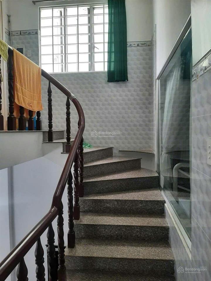 Bán nhà đẹp trần quang diệu lô góc ô tô đỗ cửa vào nhà, 70m2 mặt tiền 6m, tiện kinh doanh
