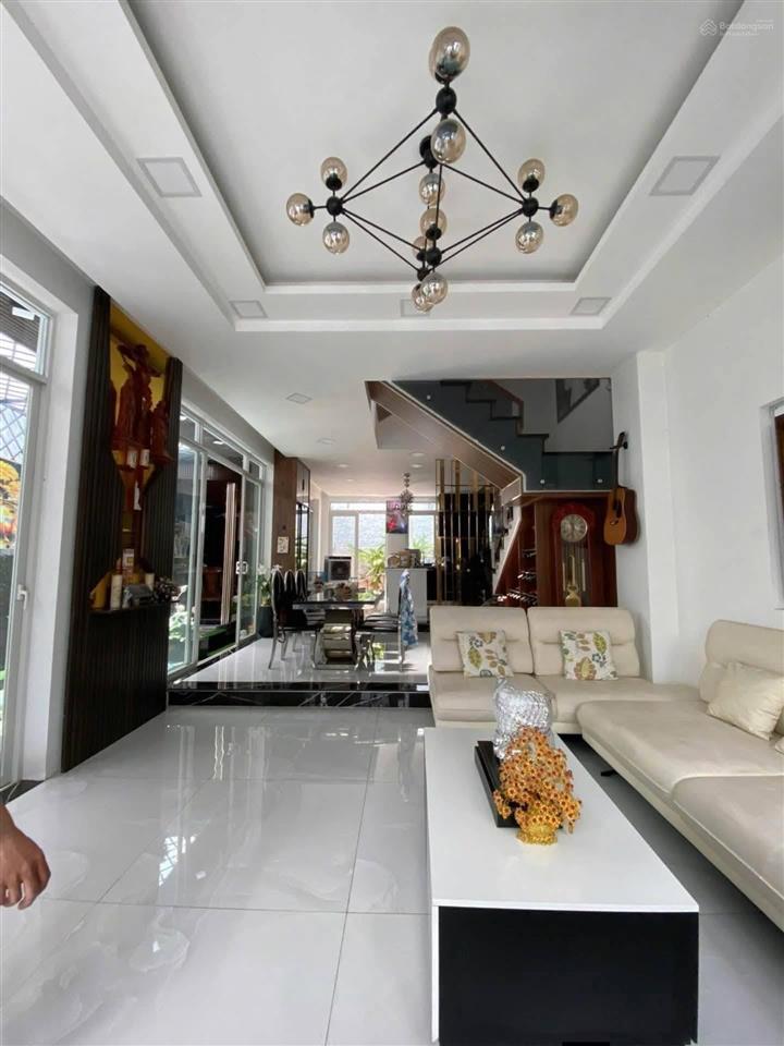 Hẻm gò dầu  tân phú, 6x20m nở hậu 9m, 4 tầng, giá 17 tỷ tl