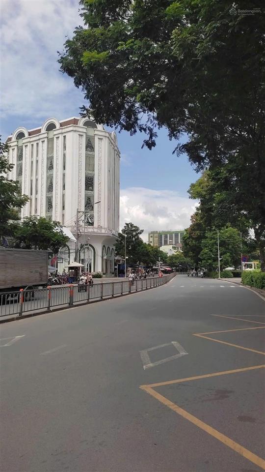 Mặt tiền bờ bao tân thắng  celadon city tân phú, 5x23m, trệt 4 lầu st, giá 30 tỷ tl.