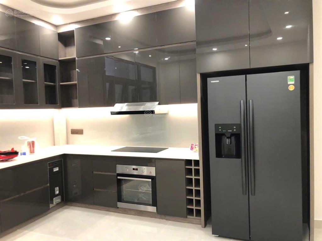 Hẻm xe tải tô hiệu  tân phú, 4,3x14m nh 4,9m, 4 tầng, giá 8,5 tỷ thương lượng.