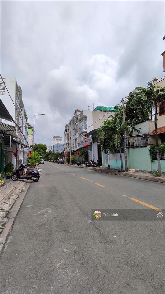 Mặt tiền lê lâm  p. phú thọ hòa, 5x19m nở hậu 5,17m, cấp 4, giá 12 tỷ tl.