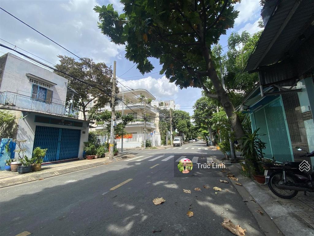 Mặt tiền lê lâm  p. phú thọ hòa, 5x19m nở hậu 5,17m, cấp 4, giá 12 tỷ tl.