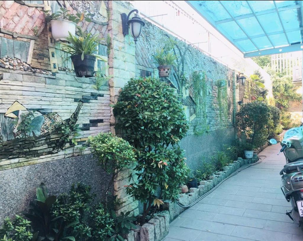 Villa mặt tiền phạm ngọc thảo  tây thạnh, 10x18m, 2 tầng, giá 21 tỷ tl.