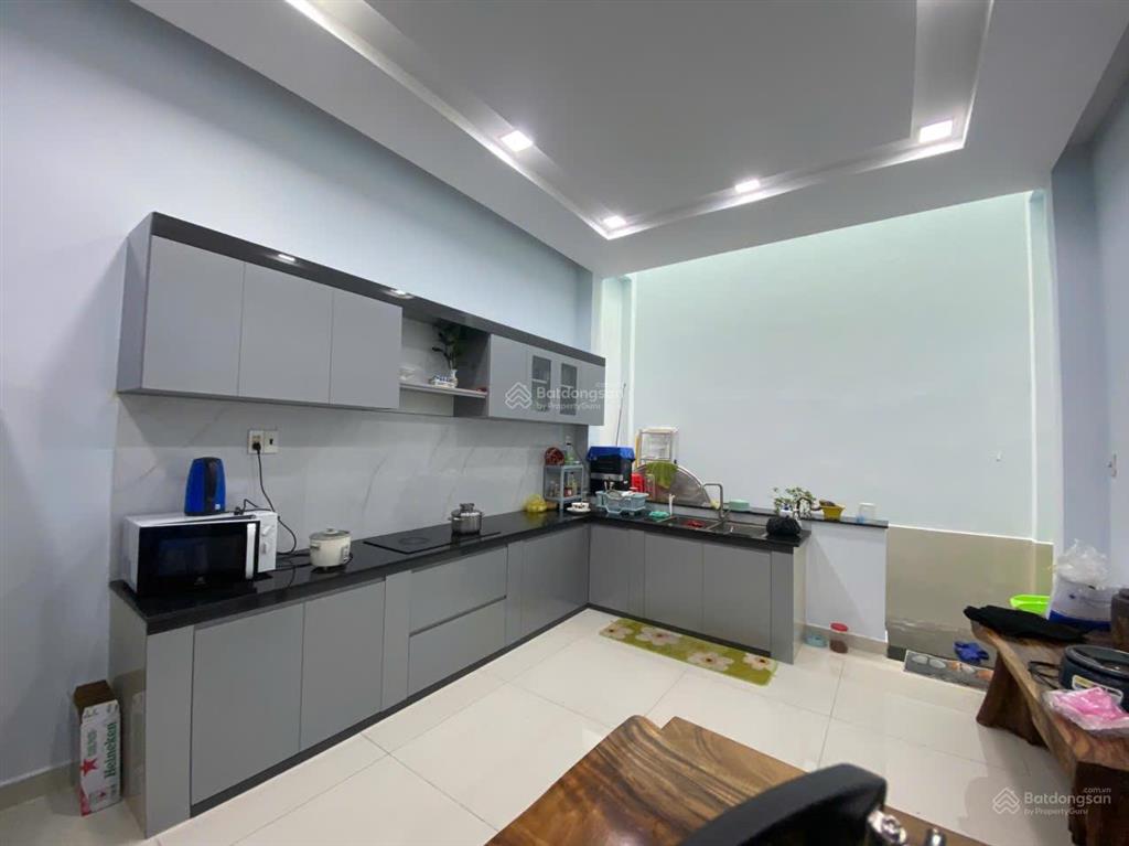Mặt tiền hà thị đát  p. tân sơn nhì, 4x21m, 3 tầng, giá 10,1 tỷ tl.