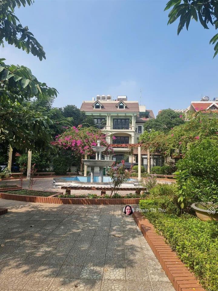 Bán biệt thự ngay sát kđt mailand splendora bắc an khánh 141m2. 3.5 tầng. hoàn thiện ngoài. 32 tỷ
