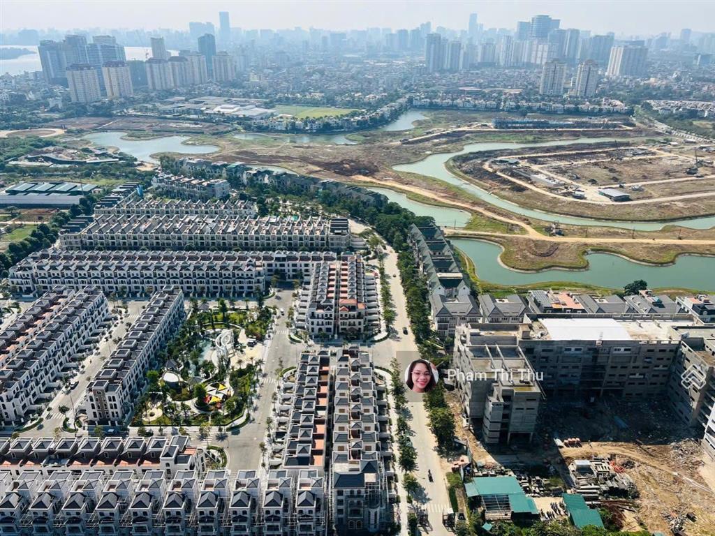 Bán biệt thự view sân golf tây hồ tây, đường nguyễn văn huyên 550m2. mt 50m. 4 tầng + hầm. 259 tỷ
