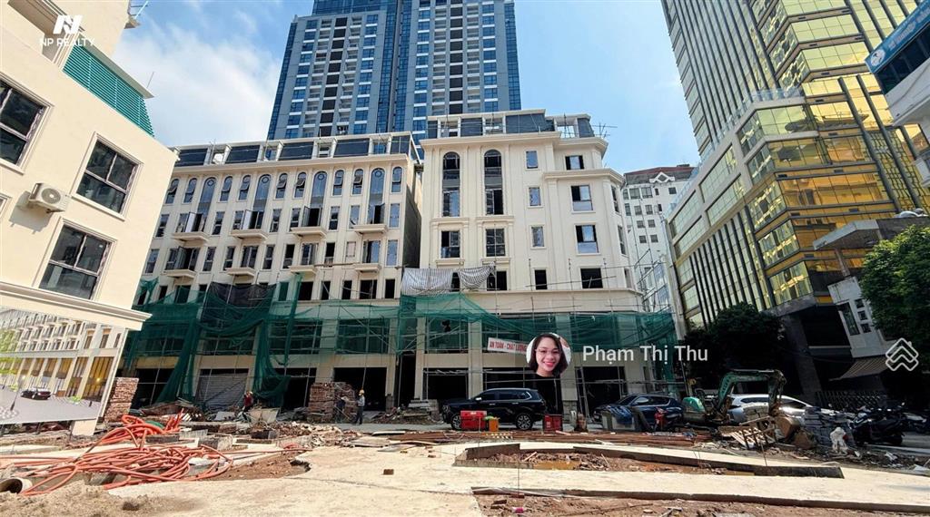 Bán nhà phố láng hạ, đống đa, nằm trong dự án cđt, k lo quy hoạch thành phố 90m². 6 tầng. 53 tỷ