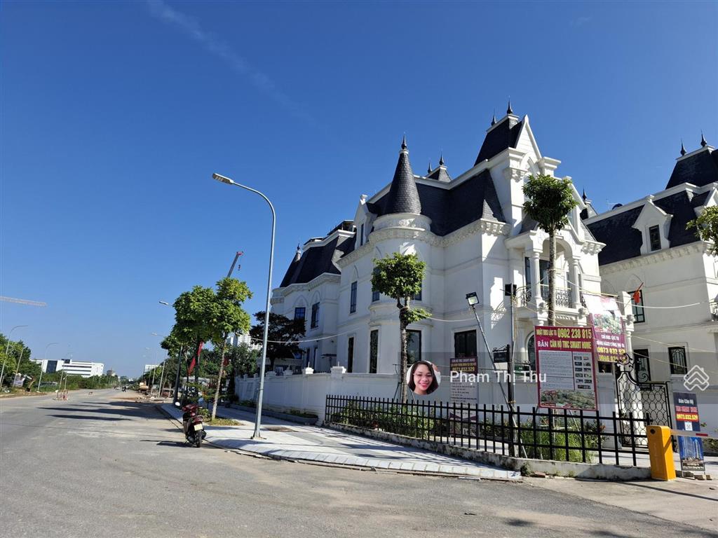 Bán biệt thự lô góc học viện tài chính mới 300m2. xây 5 tầng có hầm. 80 tỷ siêu đẹp