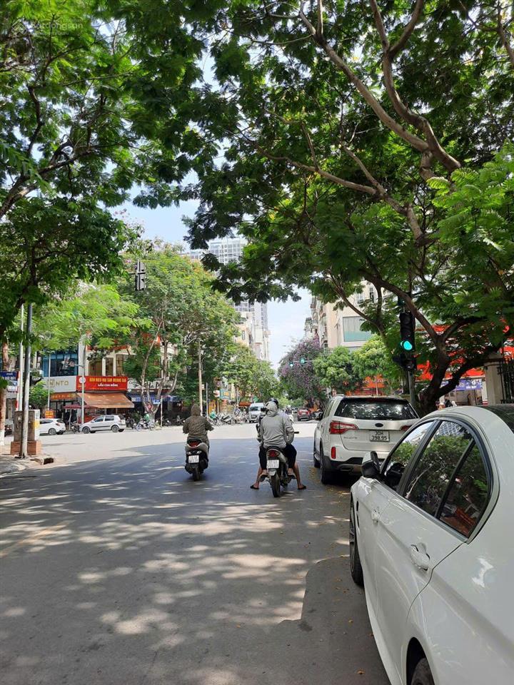 Bán nhà mặt phố lô góc đặng thùy trâm hoàng quốc việt 150m2. mt12m. vuông đét. đường 30m. 70 tỷ