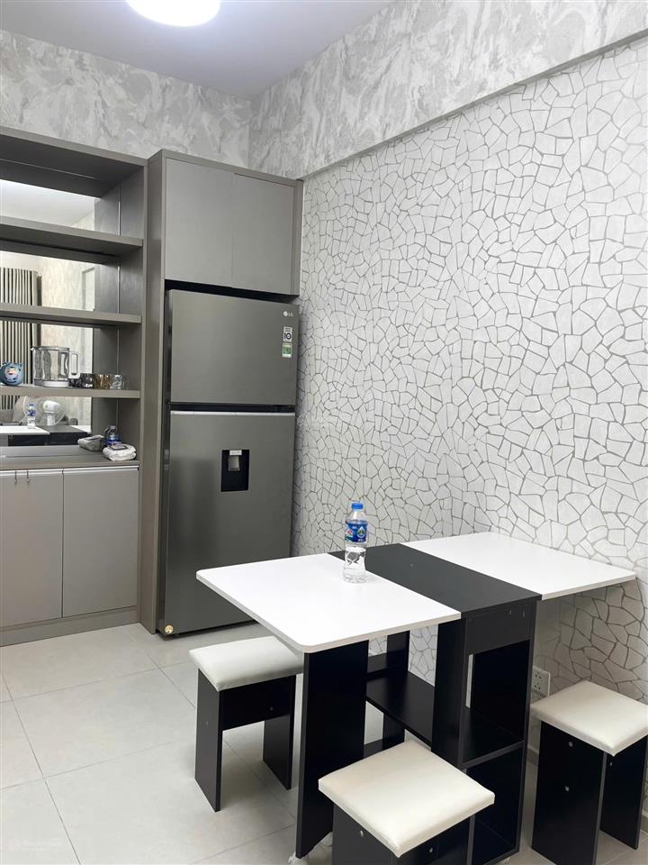 Full nội thất đẹp  2pn 2wc (59m2)  giá 9 triệu/th view thoáng mát. ở ngay không cần sắm thêm gì