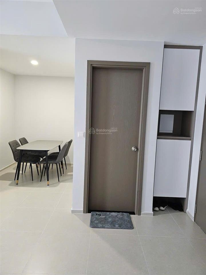 Westgate 69m2 2pn 2wc căn góc rộng rãi, có ban công full nt chỉ 9tr/tháng