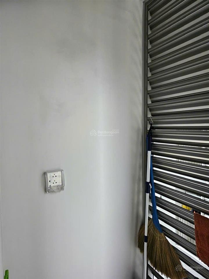 Westgate 69m2 2pn 2wc căn góc rộng rãi, có ban công full nt chỉ 9tr/tháng