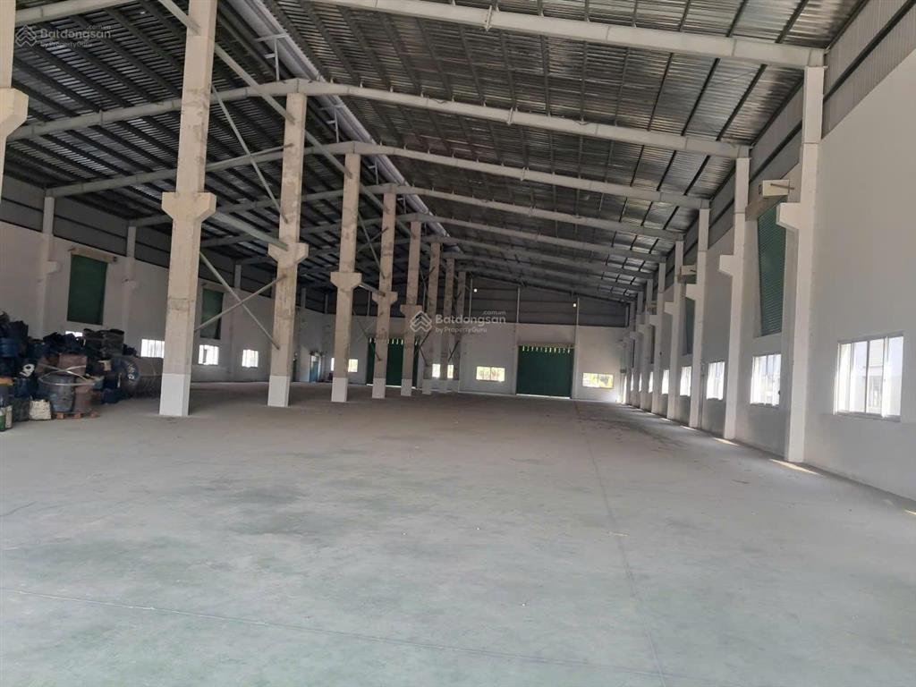 Bán 20.000m2 đất, xưởng 10.000m2 tại kcn sóng thần 3, tp mới, giá thương lượng.