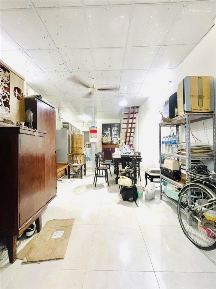 Giảm 200tr  hẻm xe tải đỗ cửa  nguyễn sỹ sách 3,81x8,9 (32,1m2). nhà 2 tầng 2 pn, giá còn 4 tỷ.