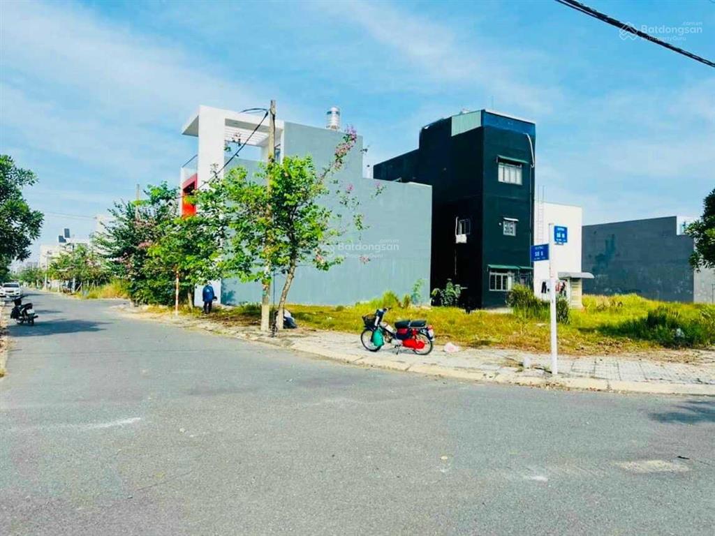 Đất chợ khu tái định cư xuyên á mỹ hạnh đức hòa. dt 5x16. shr. gần kcn xuyên á, hoàng gia, nhị xuân