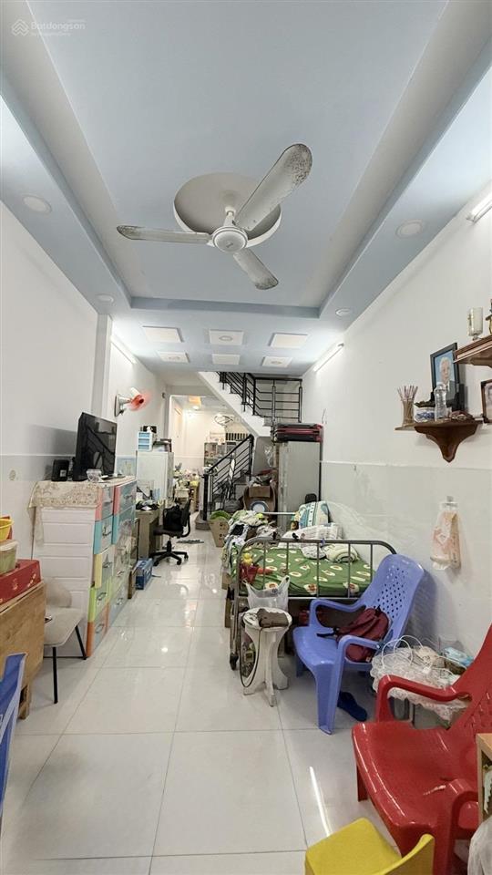 Nhà hxh phan văn hớn gần khu 38hecta dt 53m² có 3pn chỉ 4,68 tỷ sổ riêng vuông đẹp hoàn công đủ