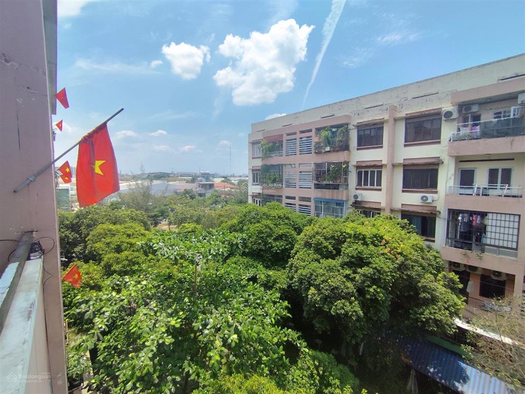 Chung cư tây thạnh dt 46m2 giá chỉ 2,25 tỷ sổ hồng riêng có sẵn. view công viên thoáng mát