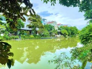 Nhà lãnh đạo cấp thứ trưởng  vượng khí và tài lộc viên mãn  230m2  có sông sau nhà