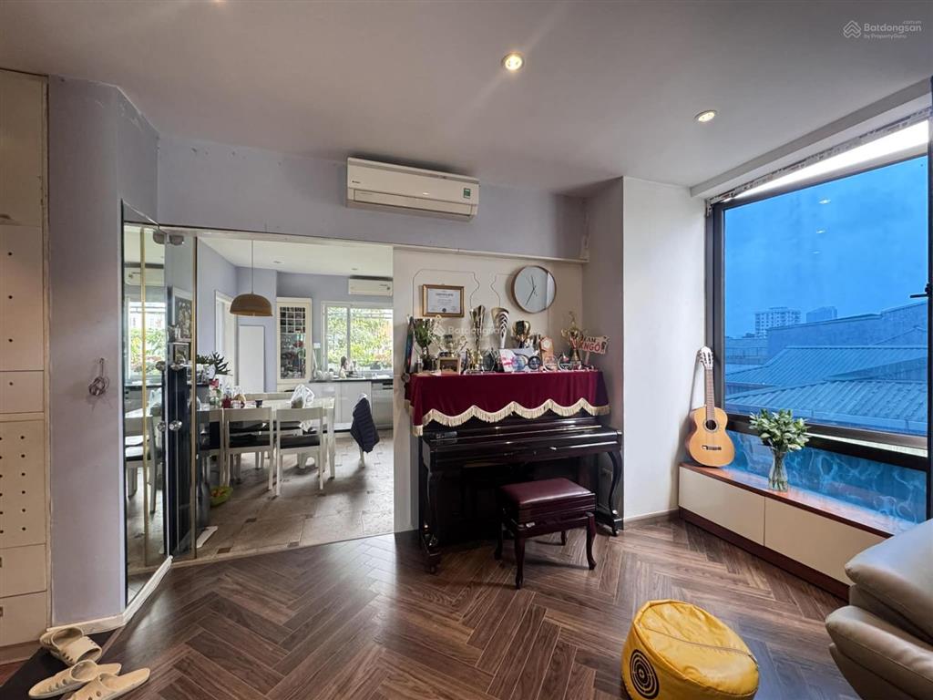 130m2  3 mặt thoáng  full đồ  phố văn cao  giá 12tỷ9