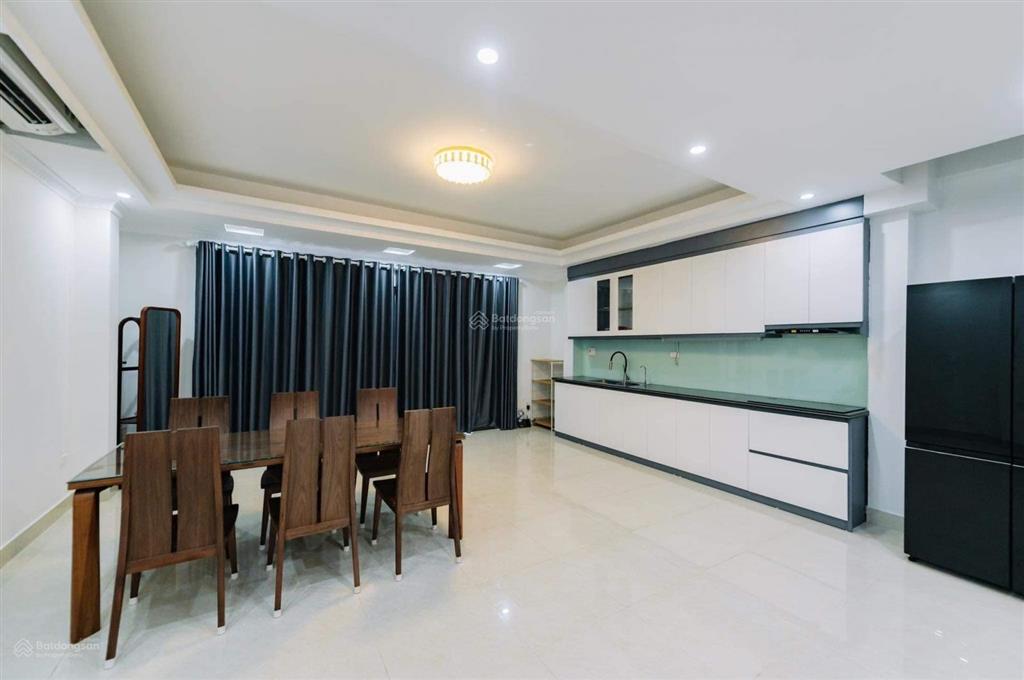 Cắt lỗ sâu  dt 96m2  khu phân lô ô tô tránh  nhà 5 tầng thang máy  chỉ 18,8 tỷ