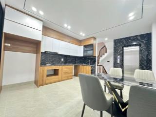 Nhà 40m2  6 tầng thang máy  10m là ô tô tránh  giá 9tỷ2