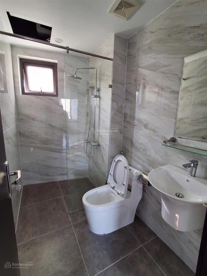 60m2  hai mặt thoáng  xây 6 tầng  thang máy gần mặt phố  giá 13 tỷ