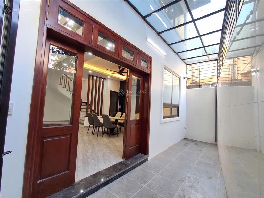 60m2  hai mặt thoáng  xây 6 tầng  thang máy gần mặt phố  giá 13 tỷ