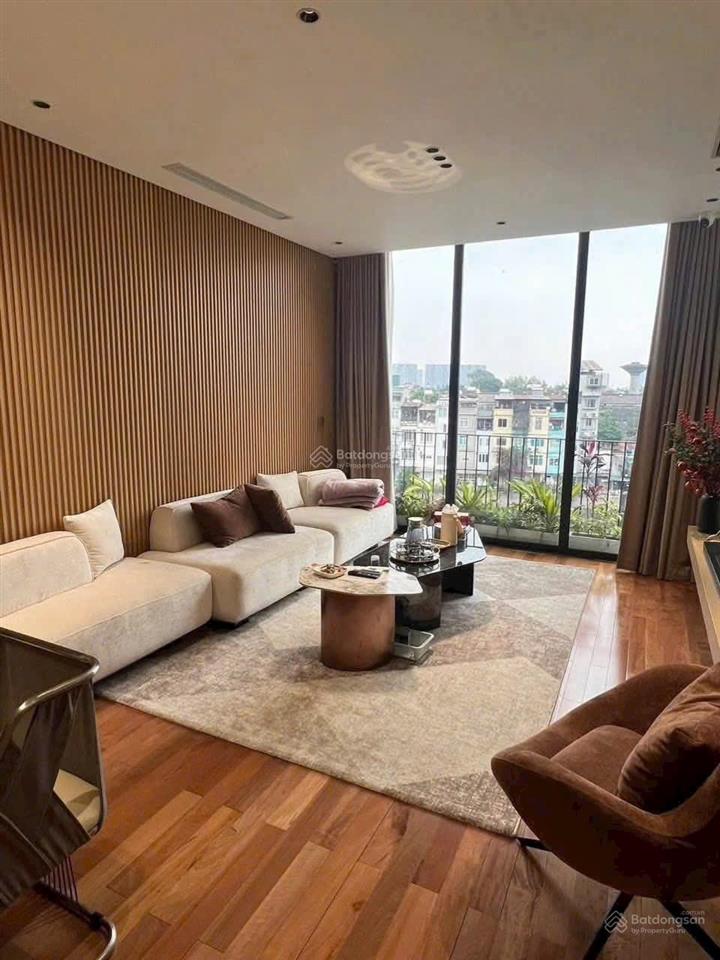 Nhà view hồ  sống hưởng thụ  xây 8 tầng  thang máy  gara ô tô  dt 52m2