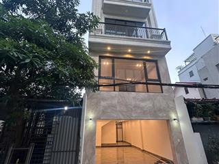 View hồ và công viên lâm hạ  nhà hiếm khi gặp  chỉ dành cho khach vvip  68m2 7 tầng ô tô tránh