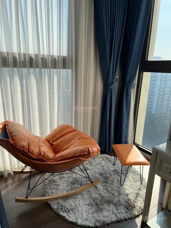 Căn 120m2  đông nam  tầng cao  hàng hiếm gặp