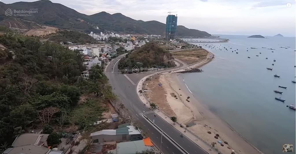 Bán đất lô góc mặt tiền phạm văn đồng đối diện bến du thuyền ana marina, cách biển 200m
