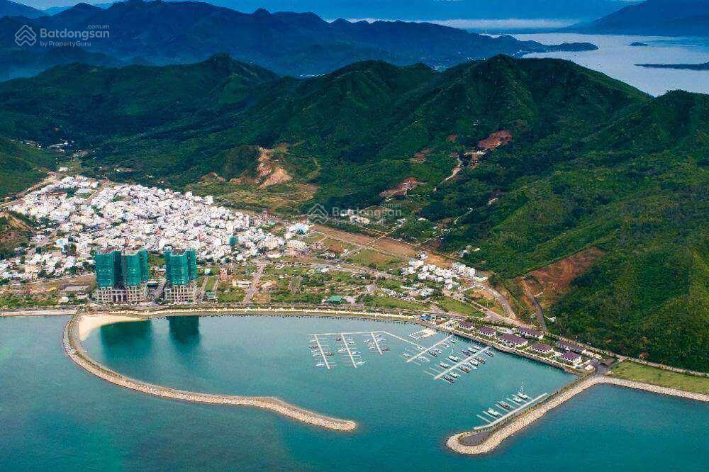Bán đất lô góc mặt tiền phạm văn đồng đối diện bến du thuyền ana marina, cách biển 200m