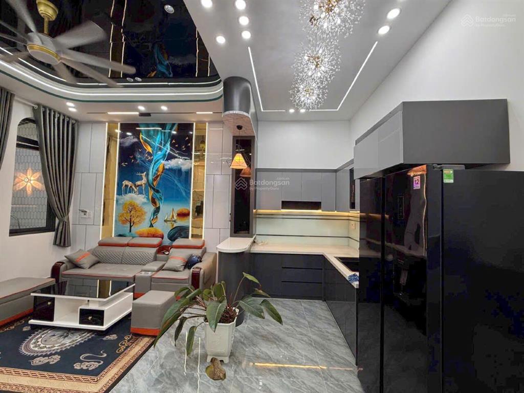 Bán nhà hóc môn 5x14m, giá 3.55 tỷ shr, đường phan văn hớn, xe hơi vào tận nhà