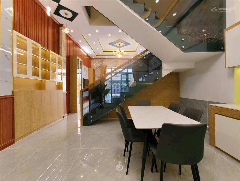 Bán nhà mỹ hạnh nam, đức hòa, 110m2, giá 3 tỷ 150tr, shr