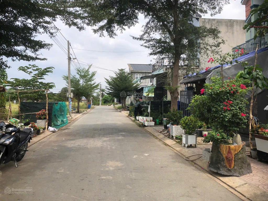 Còn đúng 1 lô 72m2, giá 1 tỷ 350tr, kdc trần anh, mỹ hạnh nam, đức hòa, sổ riêng