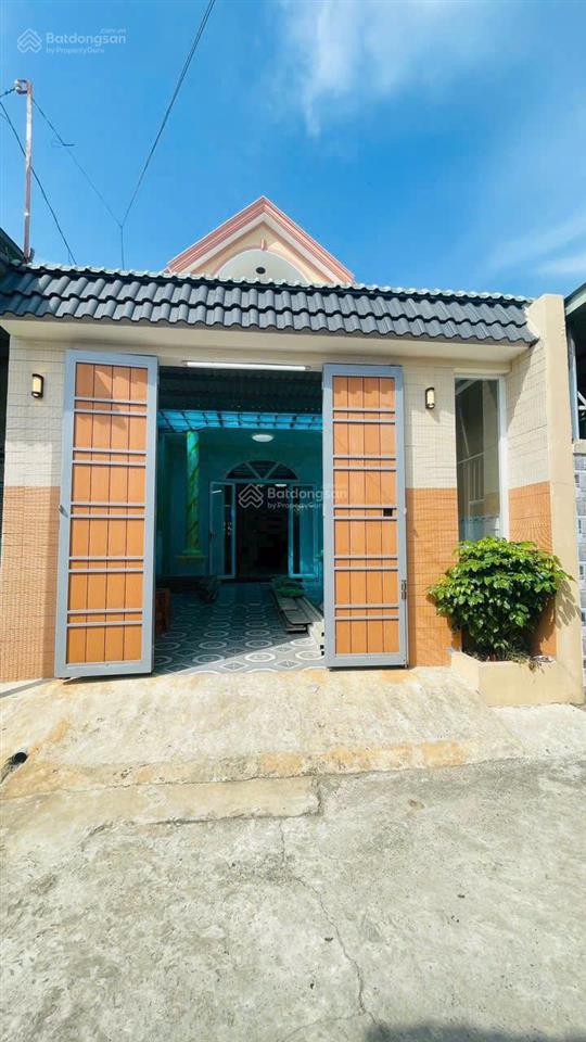 Hạ giá sâu 250tr còn 2.1 tỷ, 5x26m, thổ cư, thị trấn đức hòa, giáp bình tân, long an