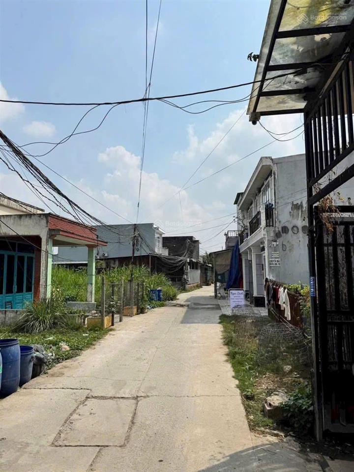 Bán đất hẻm xe hơi sổ riêng, 106m2, giá 1 tỷ 250, mỹ hạnh nam, đức hoà, long an