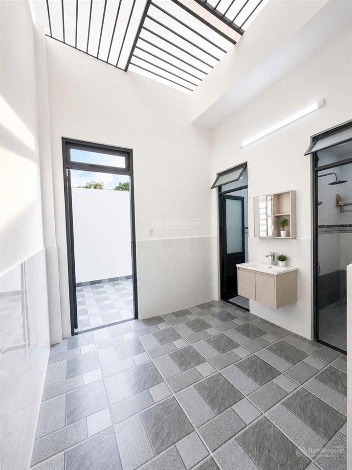 Bán gấp nhà vườn 5x28m, giá 2.1 tỷ, mỹ hạnh bắc, đức hòa, tây ninh