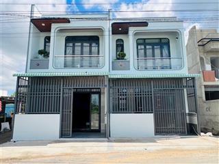 Bán nhà mặt tiền đường, giá 1 tỷ 650, 5x12m, mỹ hạnh bắc, đức hòa, sổ riêng