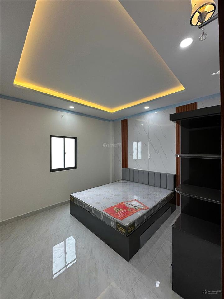 Nhà đẹp 1 trệt 1 lầu, 3pn, cách tl 824 (34m) chỉ 200m, giá 2 tỷ 500, 5x18m, mỹ hạnh nam, đức hòa