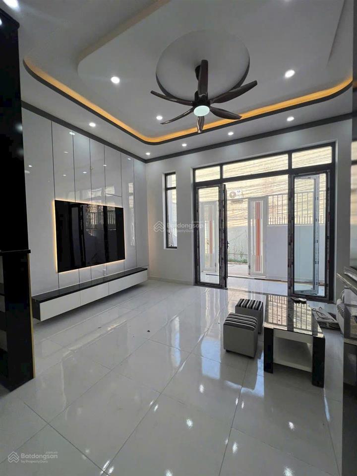 Hạ giá 100tr chỉ 1 tỷ 390tr, nhà cấp 4 cực đẹp, 5x15m, mỹ hạnh, đức hòa, sổ riêng