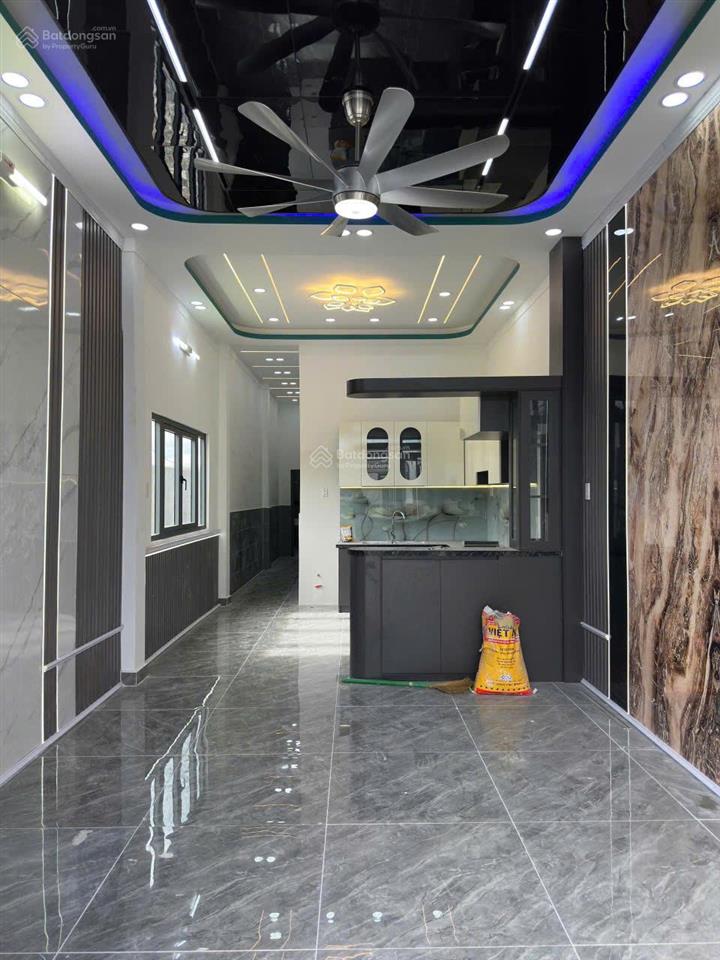 Nhà mới xây mỹ hạnh nam, 152m2, giá 1 tỷ 750, sổ riêng, cách tl 824 chỉ 300m, đức hòa